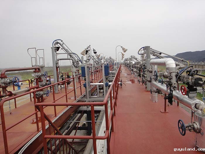 火车鹤管现场图